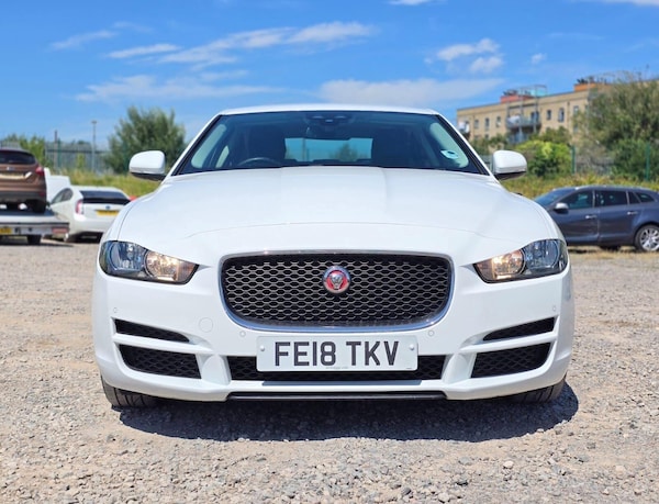 Used Jaguar XE 2018 for sale - 75068623: Photo 7