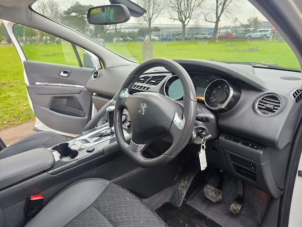 Used Peugeot 3008 2016 for sale - 75426104: Photo 24