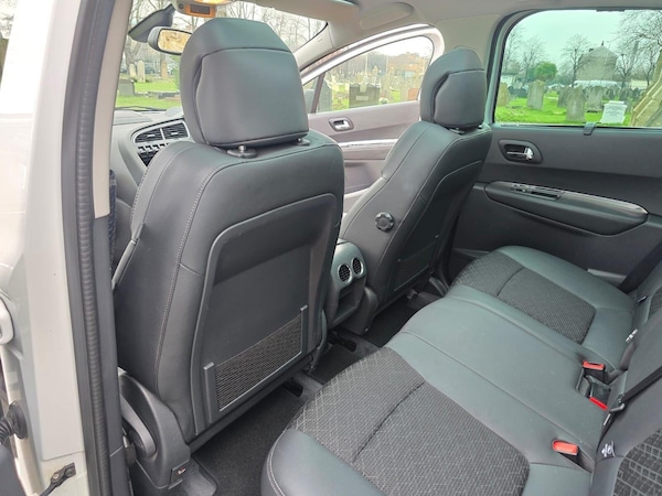 Used Peugeot 3008 2016 for sale - 75426104: Photo 35