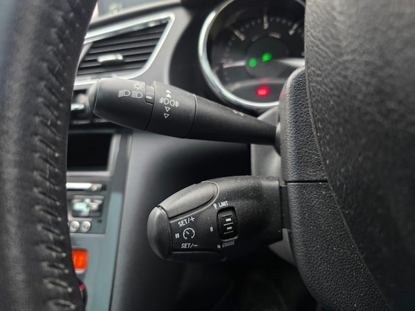 Used Peugeot 3008 2016 for sale - 75426104: Photo 39