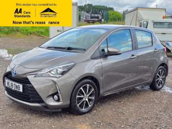 Used Toyota Yaris 2018 for sale - 74687168: Photo