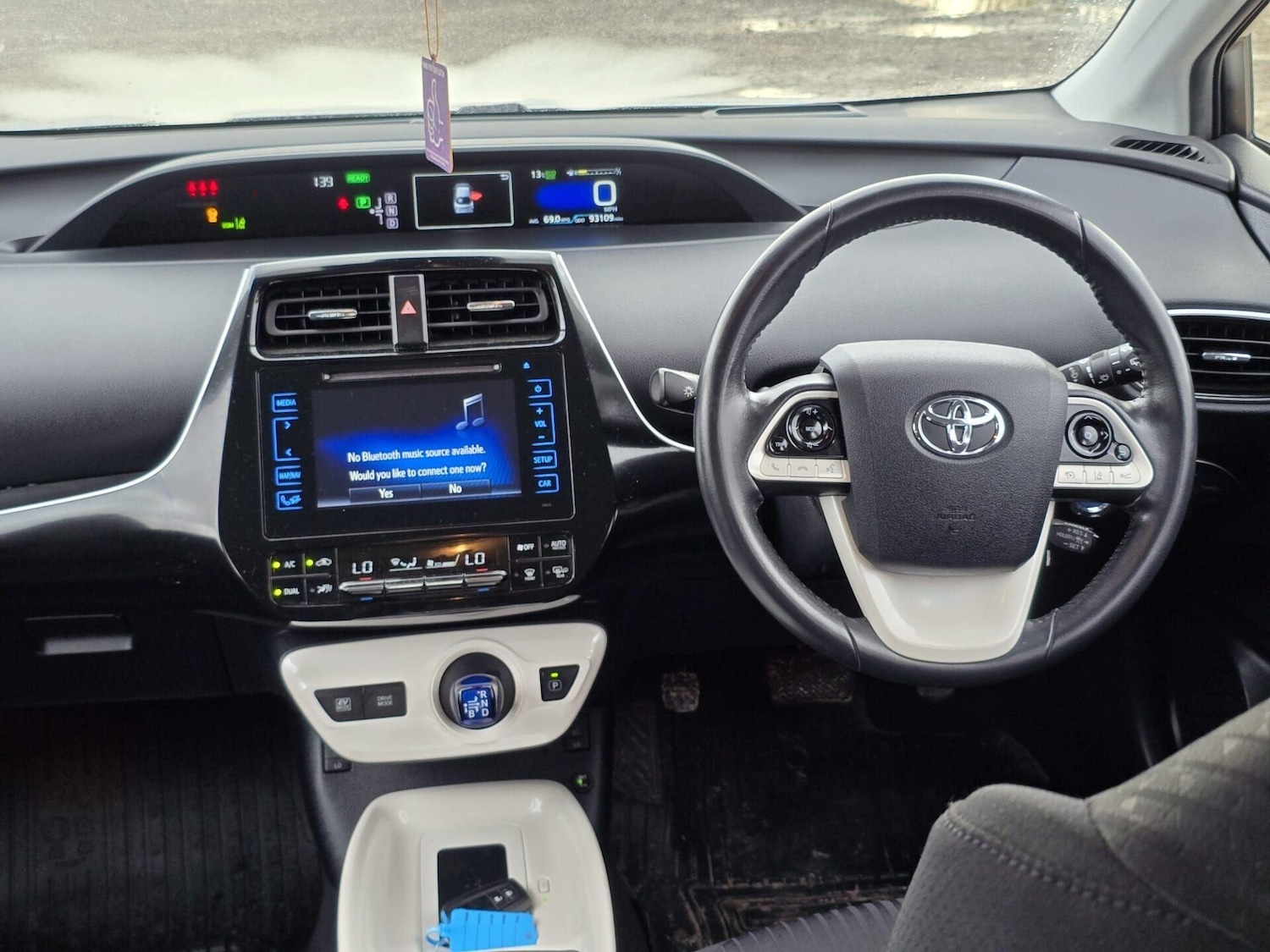 Used Toyota Prius 2016 for sale - 76553802: Photo 21