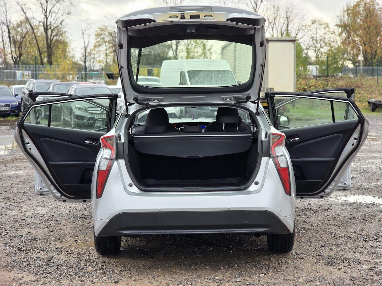 Used Toyota Prius 2016 for sale - 76553802: Photo 36