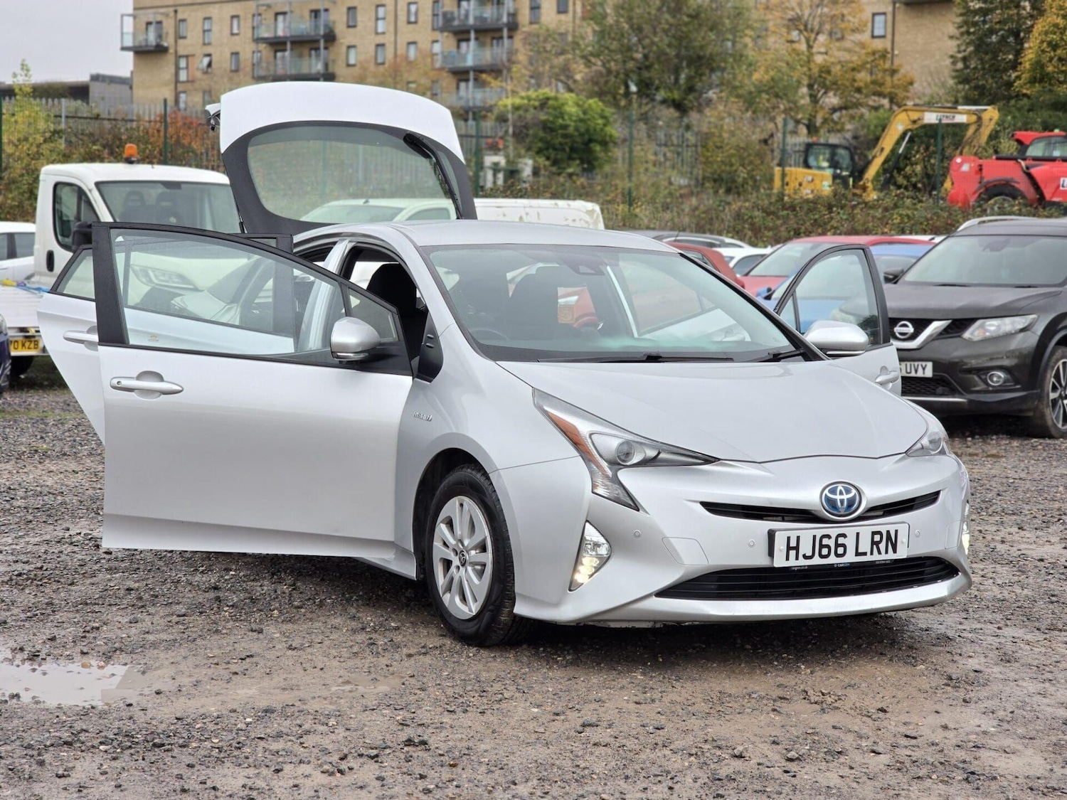 Used Toyota Prius 2016 for sale - 76553802: Photo 6