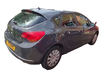 Used Vauxhall Astra 2013 for sale - 78926608: Photo