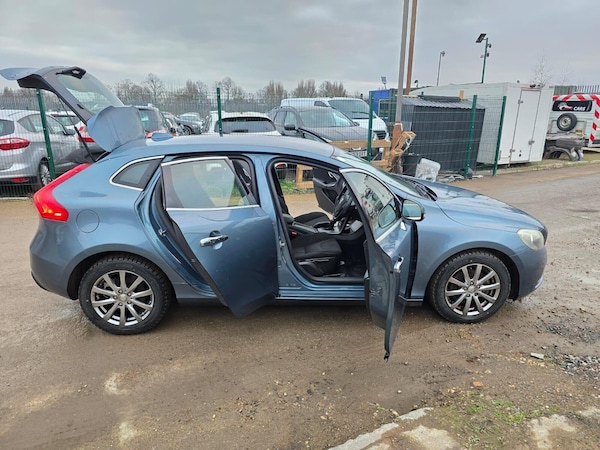 Used Volvo V40 2014 for sale - 75426402: Photo 19
