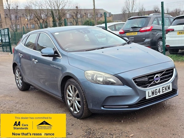 Used Volvo V40 2014 for sale - 75426402: Photo 1