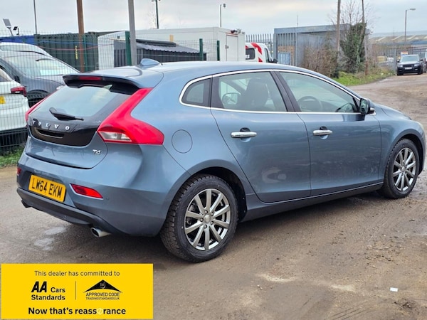 Used Volvo V40 2014 for sale - 75426402: Photo 20