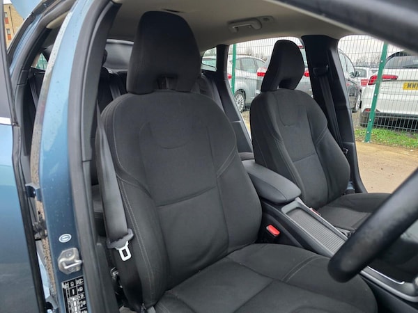 Used Volvo V40 2014 for sale - 75426402: Photo 27