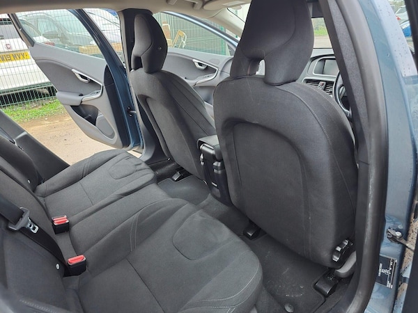 Used Volvo V40 2014 for sale - 75426402: Photo 29