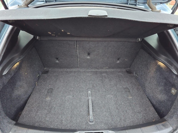 Used Volvo V40 2014 for sale - 75426402: Photo 43