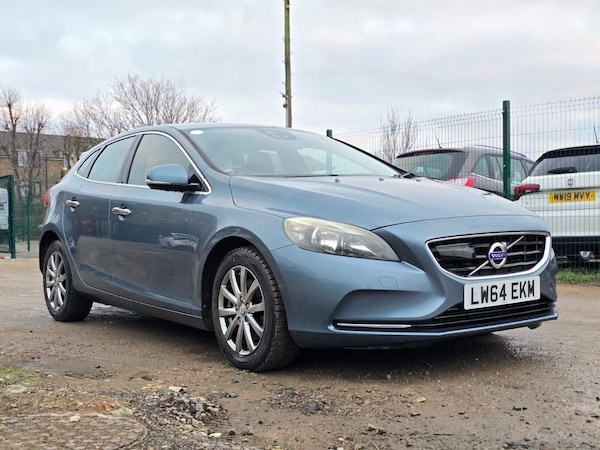 Used Volvo V40 2014 for sale - 75426402: Photo 5
