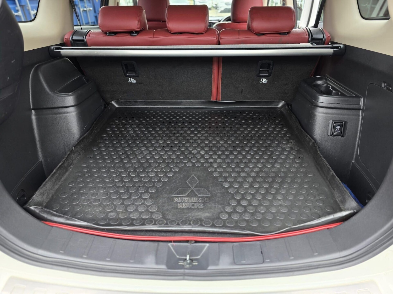 Used Mitsubishi Outlander 2016 for sale - 77533832: Photo 35