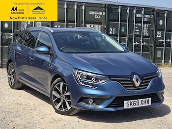 Used Renault Megane 2019 for sale - 78906636: Photo