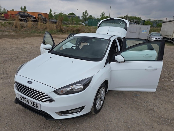 Used Ford Focus 2014 for sale - 76082168: Photo 10
