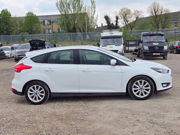 Used Ford Focus 2014 for sale - 76082168: Photo 15