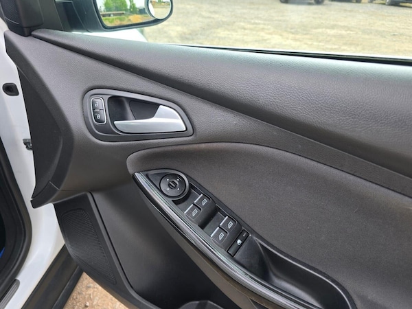 Used Ford Focus 2014 for sale - 76082168: Photo 35