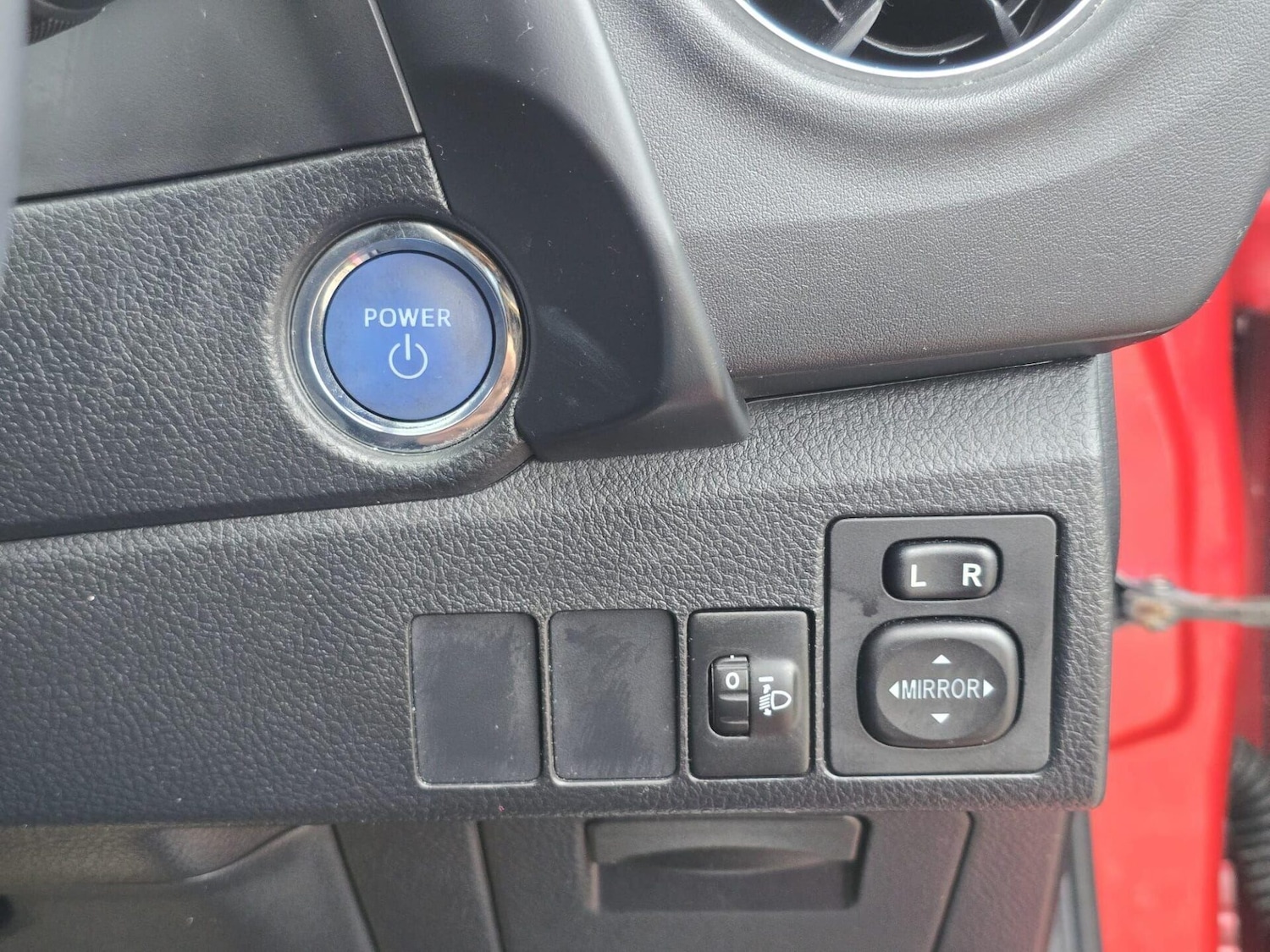 Used Toyota Auris 2015 for sale - 76555318: Photo 28