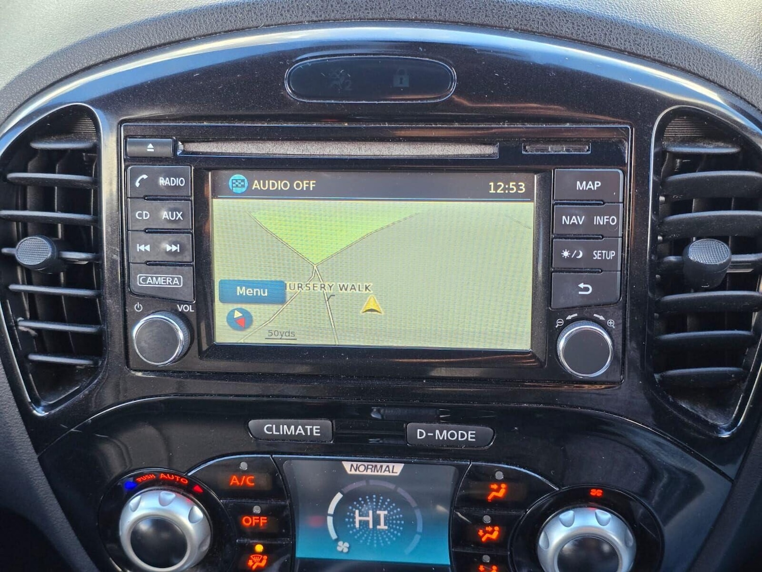 Used Nissan Juke 2014 for sale - 76357451: Photo 32