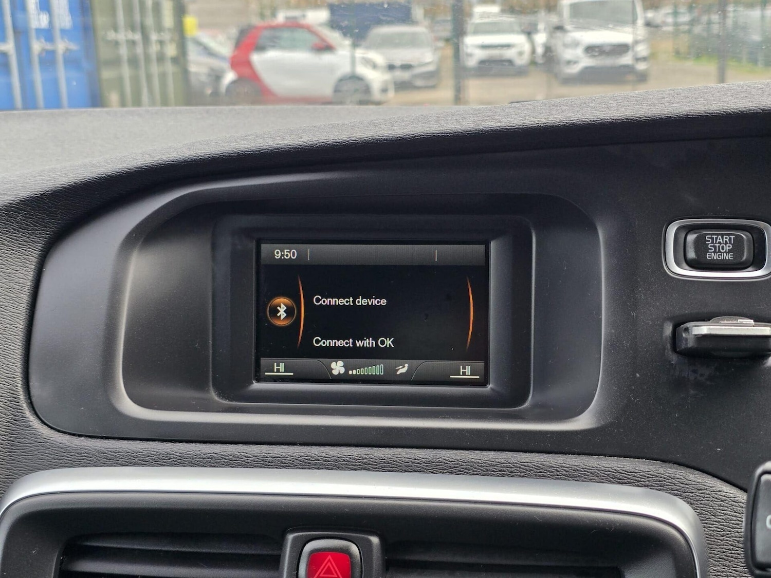 Used Volvo V40 2016 for sale - 77557376: Photo 29