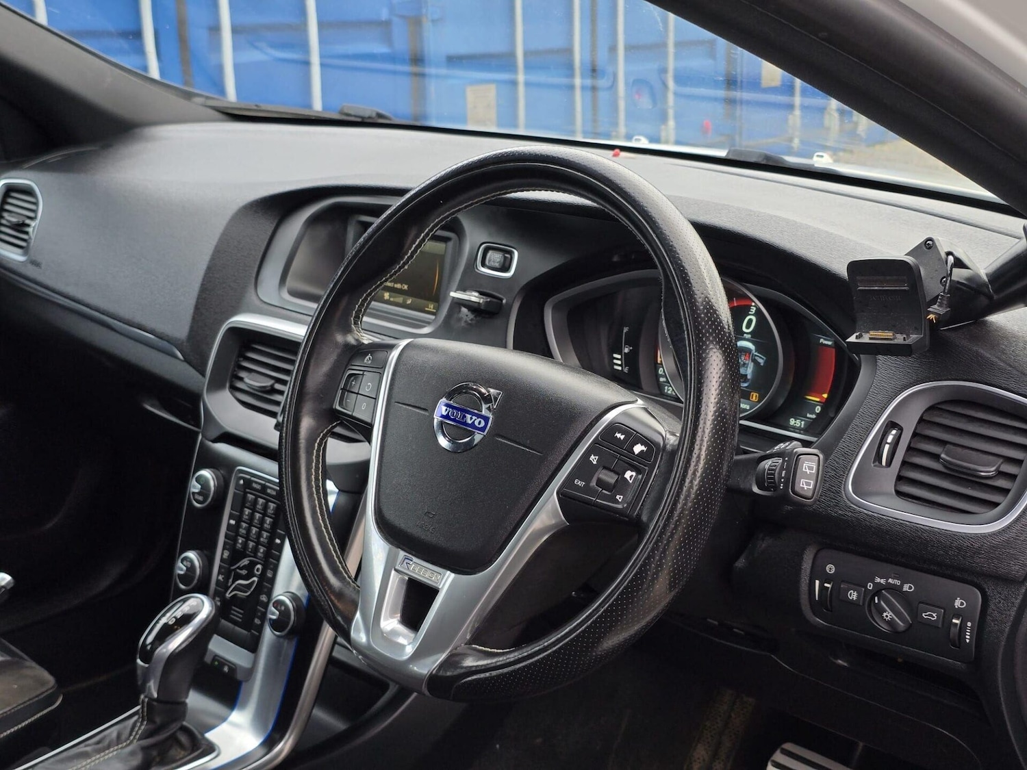 Used Volvo V40 2016 for sale - 77557376: Photo 34