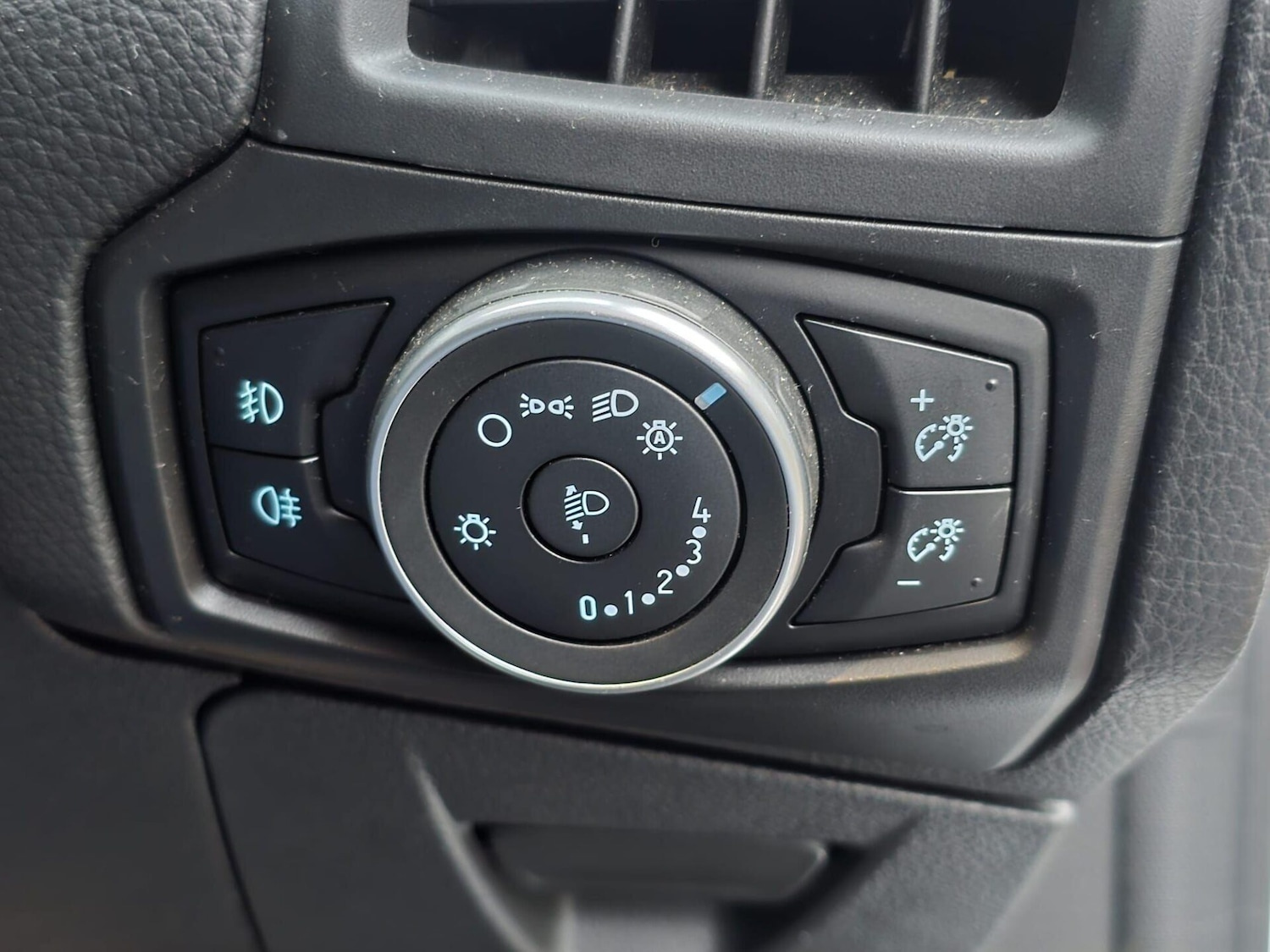 Used Ford Focus 2015 for sale - 77247496: Photo 24