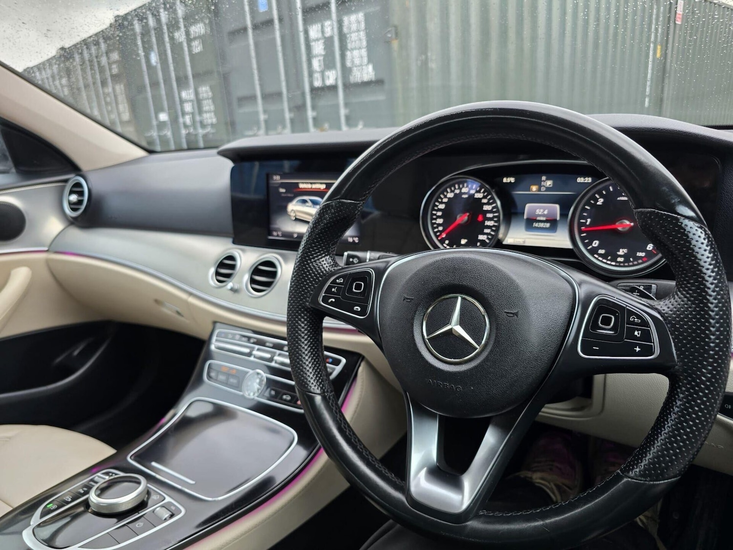 Used Mercedes-Benz E Class 2016 for sale - 77407415: Photo 36