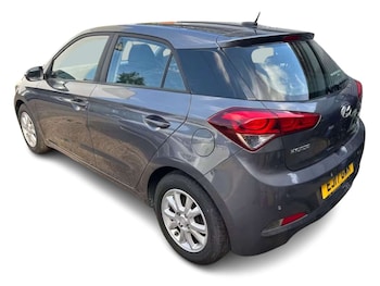 Used Hyundai i20 2017 for sale - 79586345: Photo