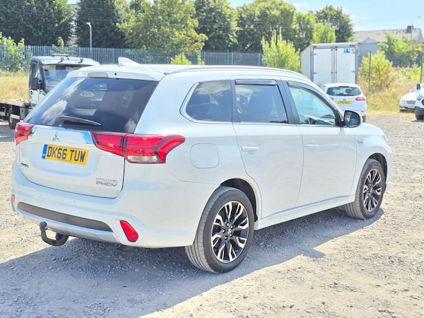 Used Mitsubishi Outlander 2016 for sale - 75303599: Photo 15