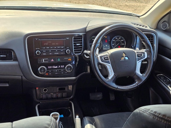 Used Mitsubishi Outlander 2016 for sale - 75303599: Photo 18