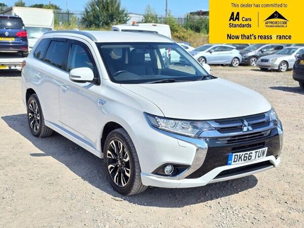 Used Mitsubishi Outlander 2016 for sale - 75303599: Photo 1