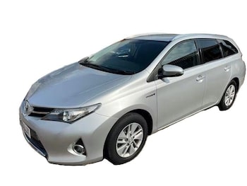 Used Toyota Auris 2013 for sale - 77997117: Photo