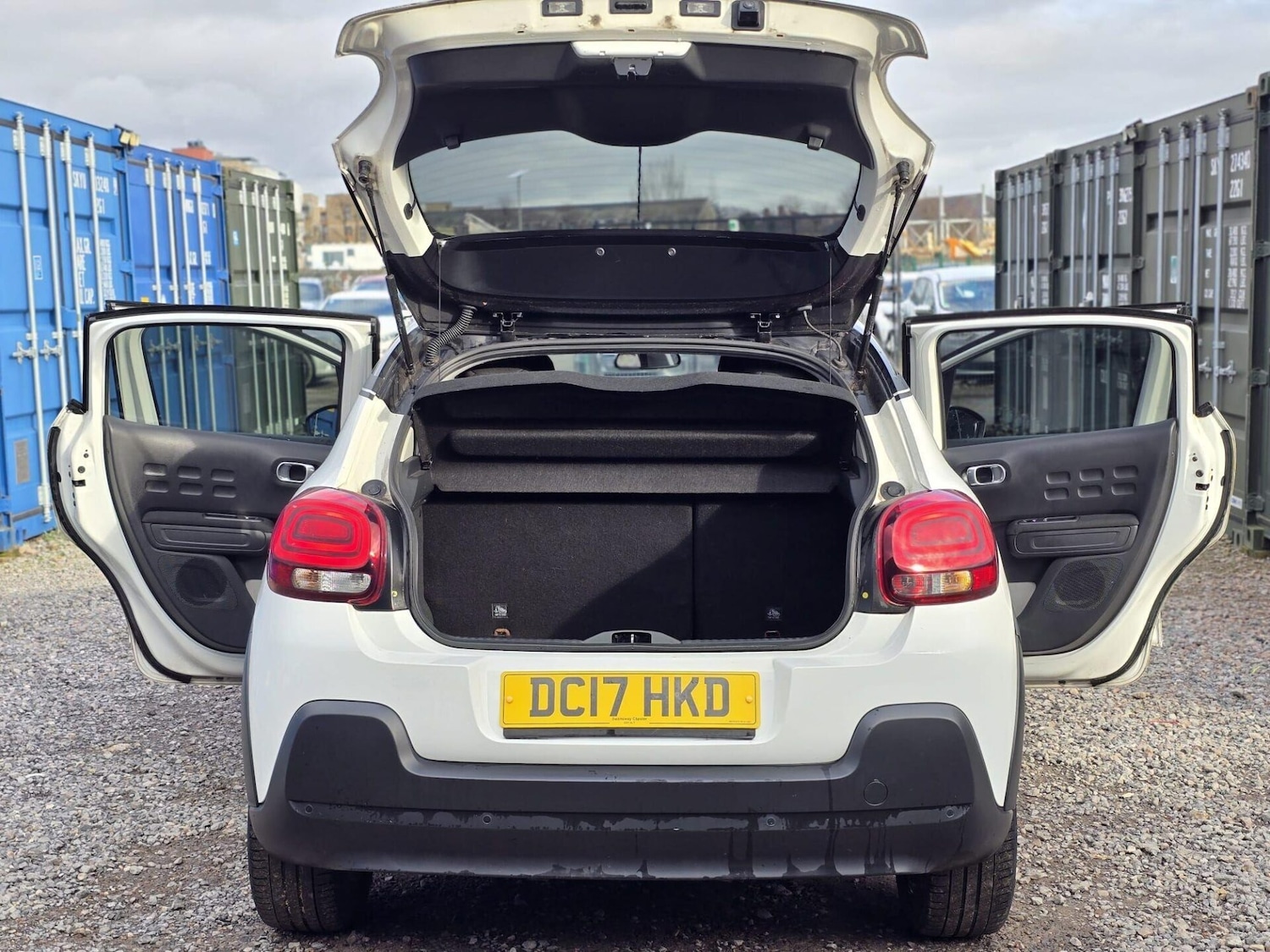 Used Citroen C3 2017 for sale - 77340689: Photo 33