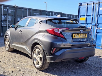 Used Toyota C-HR 2017 for sale - 78906810: Photo