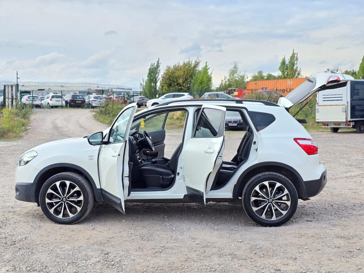 Used Nissan Qashqai 2013 for sale - 76098583: Photo 12