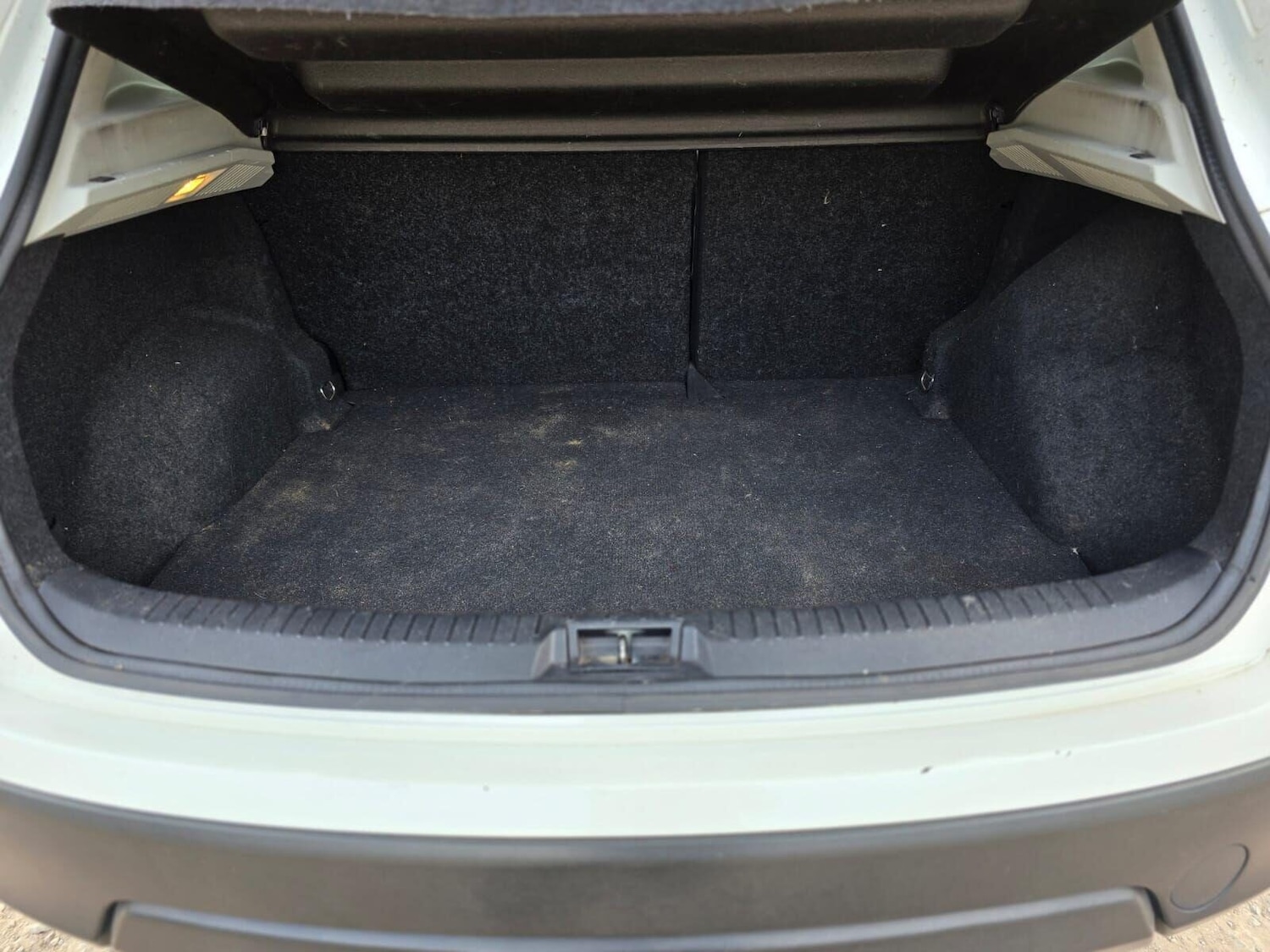 Used Nissan Qashqai 2013 for sale - 76098583: Photo 30