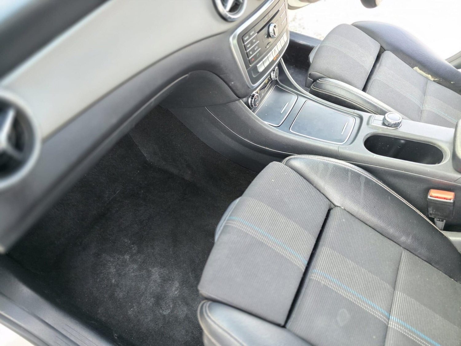 Used Mercedes-Benz CLA 2017 for sale - 77919206: Photo 32