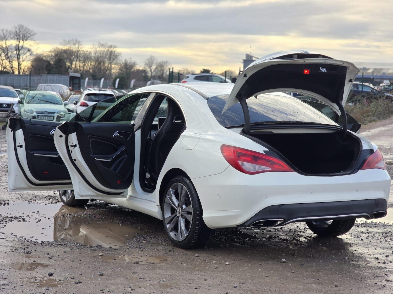 Used Mercedes-Benz CLA 2017 for sale - 77919206: Photo 4