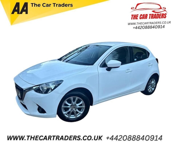 Used Mazda Mazda2 2015 for sale - 76106779: Photo 2
