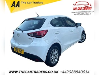 Used Mazda Mazda2 2015 for sale - 76106779: Photo 4