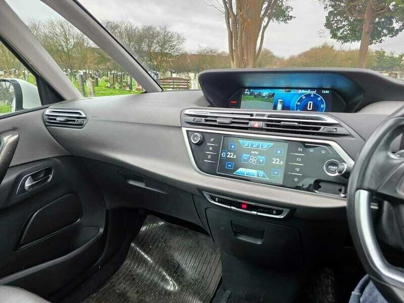 Used Citroen C4 Grand Picasso 2015 for sale - 76836091: Photo 22