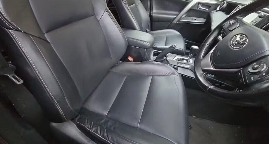 Used Toyota RAV4 2017 for sale - 77541501: Photo 5