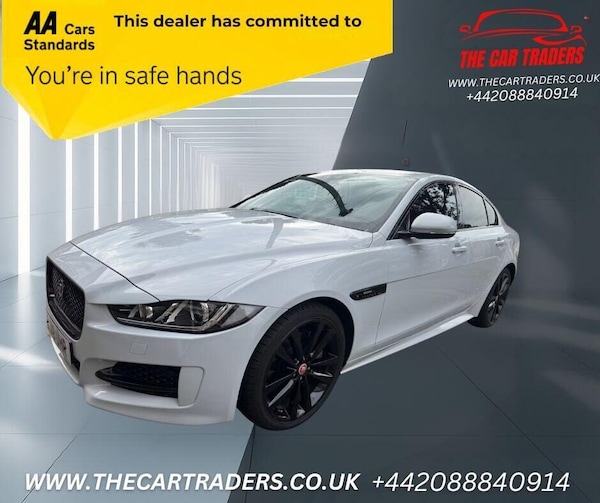Used Jaguar XE 2018 for sale - 76264543: Photo 2