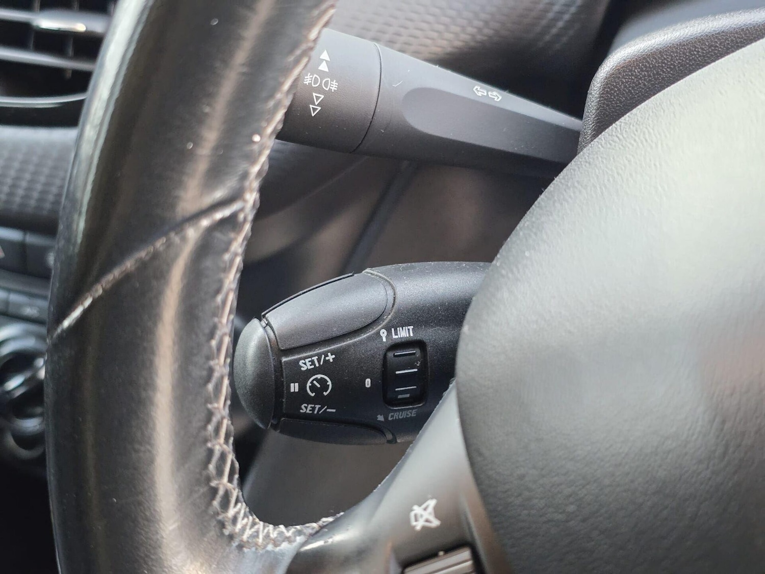 Used Peugeot 208 2018 for sale - 77026425: Photo 27