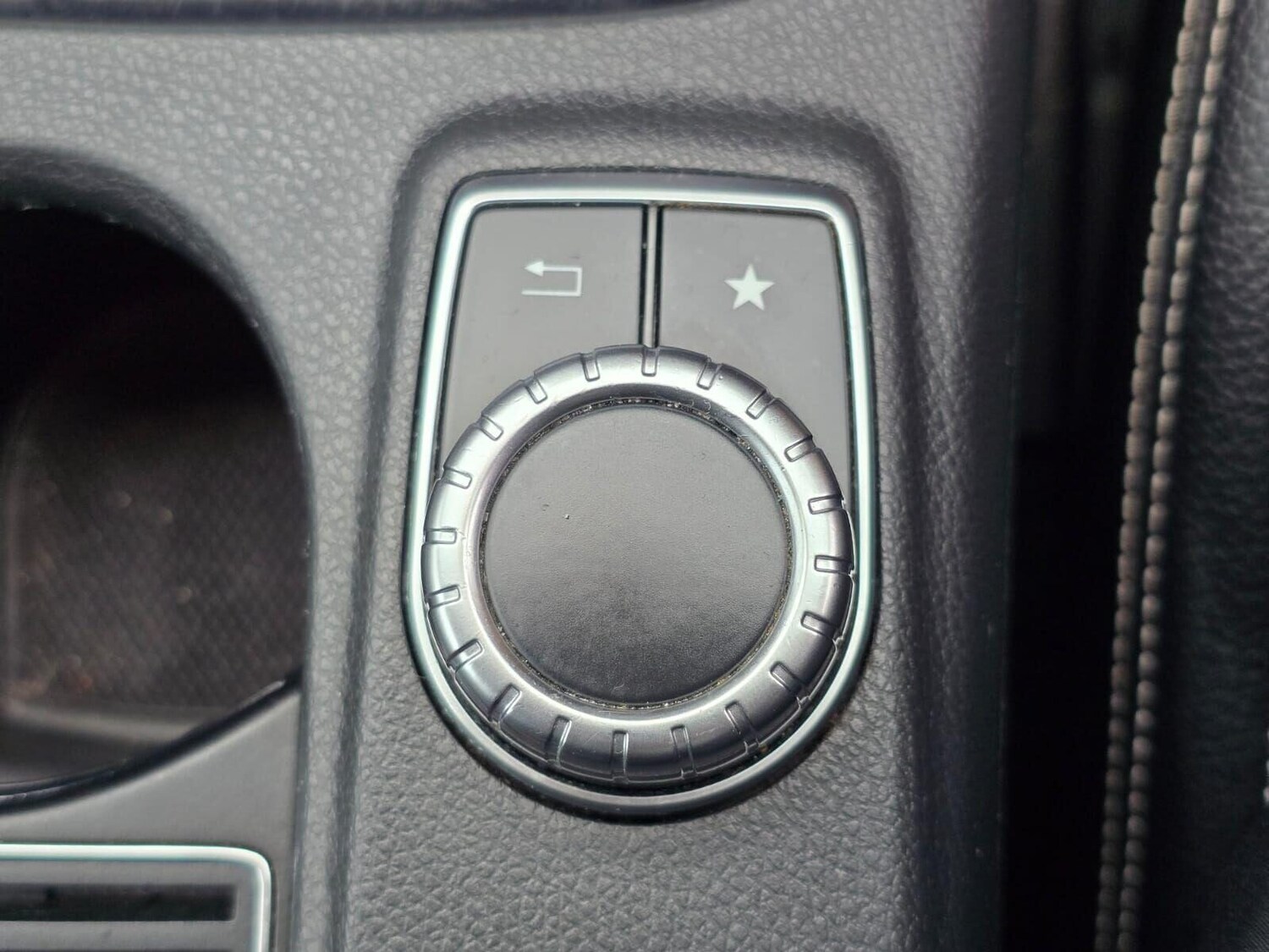 Used Mercedes-Benz A-Class 2018 for sale - 76545909: Photo 29