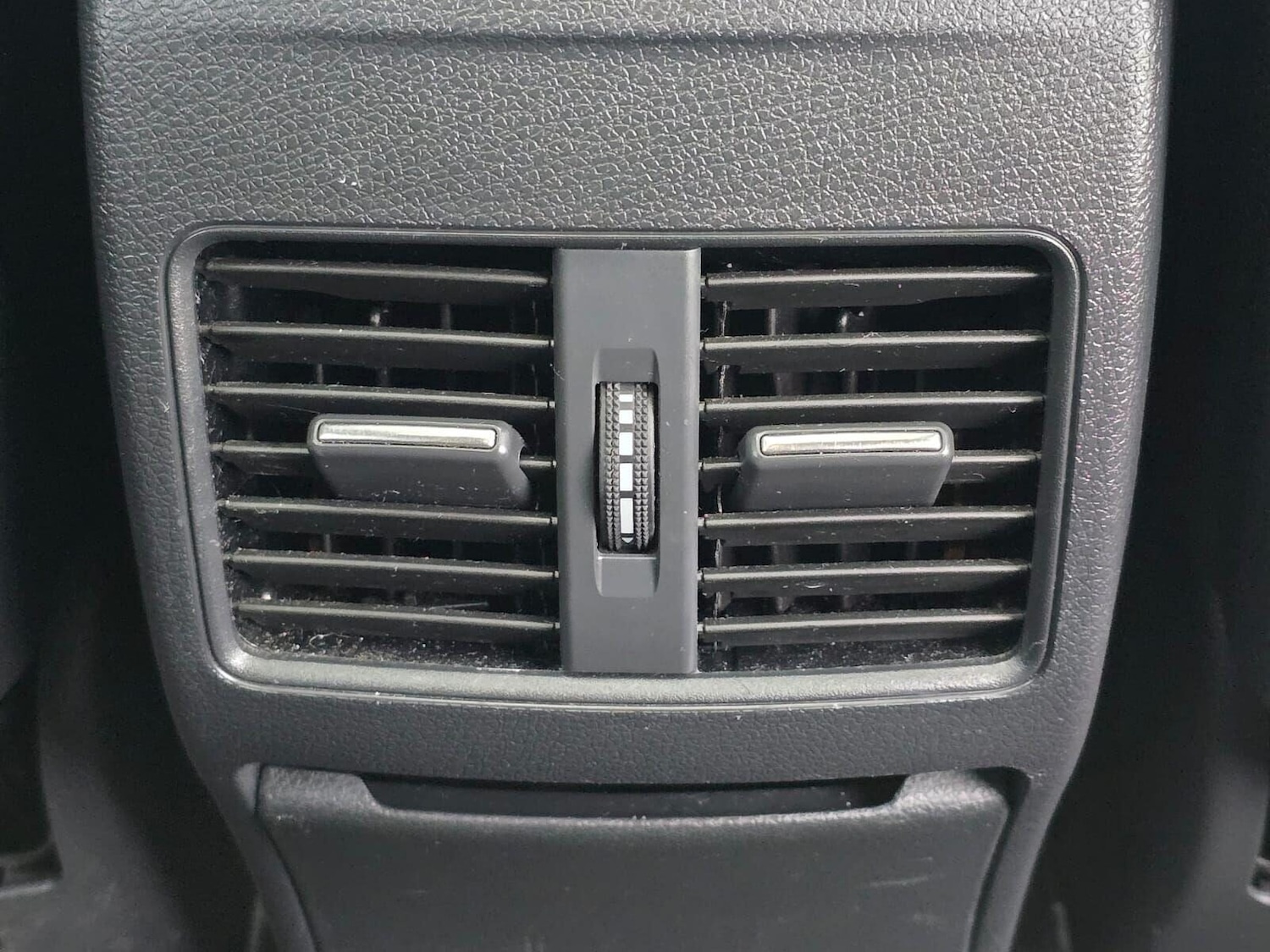 Used Mercedes-Benz A-Class 2018 for sale - 76545909: Photo 30