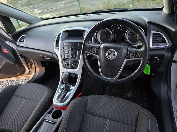 Used Vauxhall Astra 2010 for sale - 75053946: Photo 18