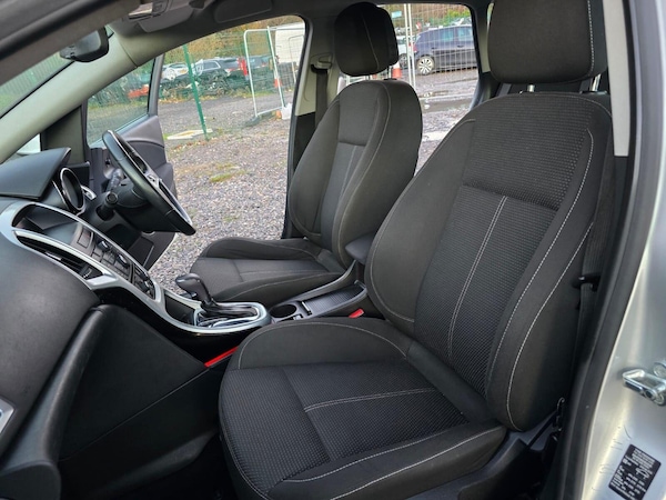 Used Vauxhall Astra 2010 for sale - 75053946: Photo 38