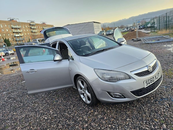 Used Vauxhall Astra 2010 for sale - 75053946: Photo 5