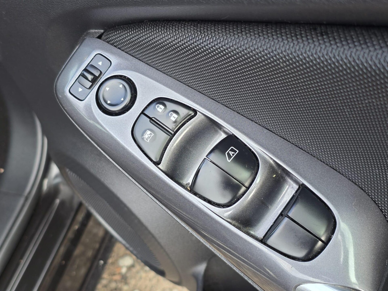 Used Nissan Juke 2022 for sale - 77967735: Photo 23